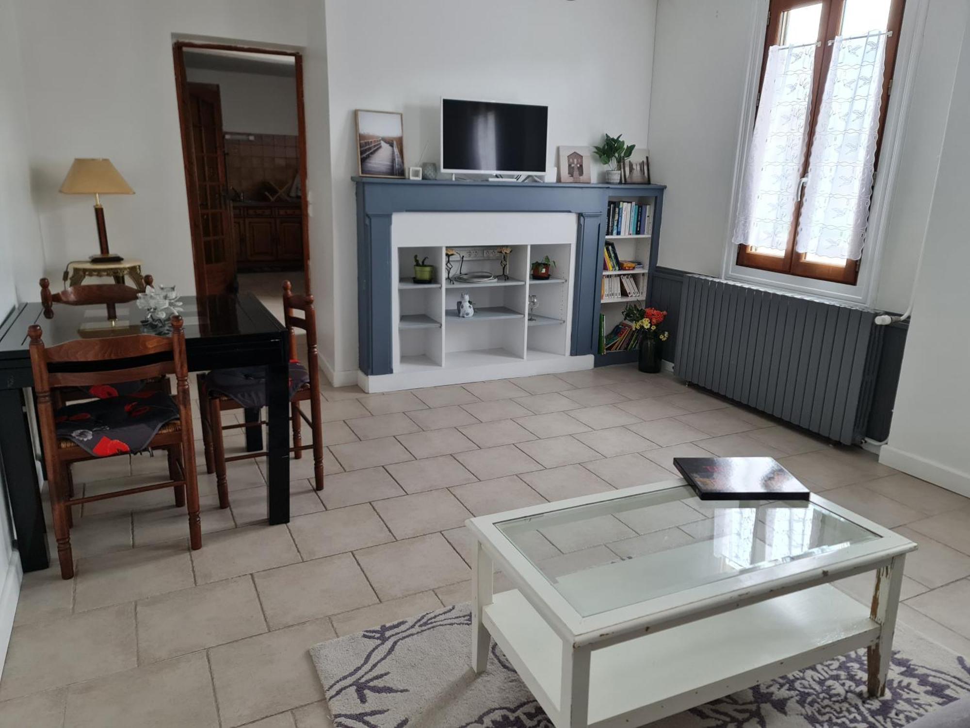 Maison Verrieres  Exteriér fotografie